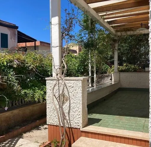 Orlando Mondello Villa
